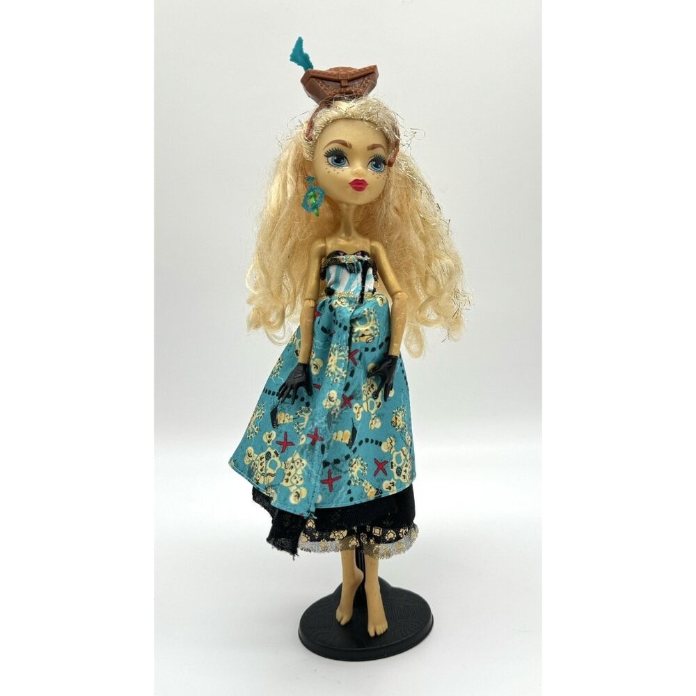 Monster High ShriekWrecked Dayna Treasura Jones Doll Reversible Dress